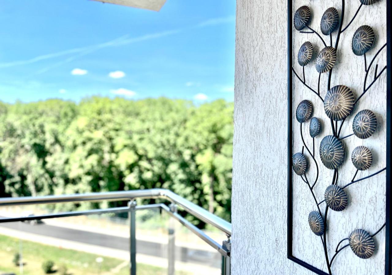 Forest View Apartment Тимишоара Екстериор снимка